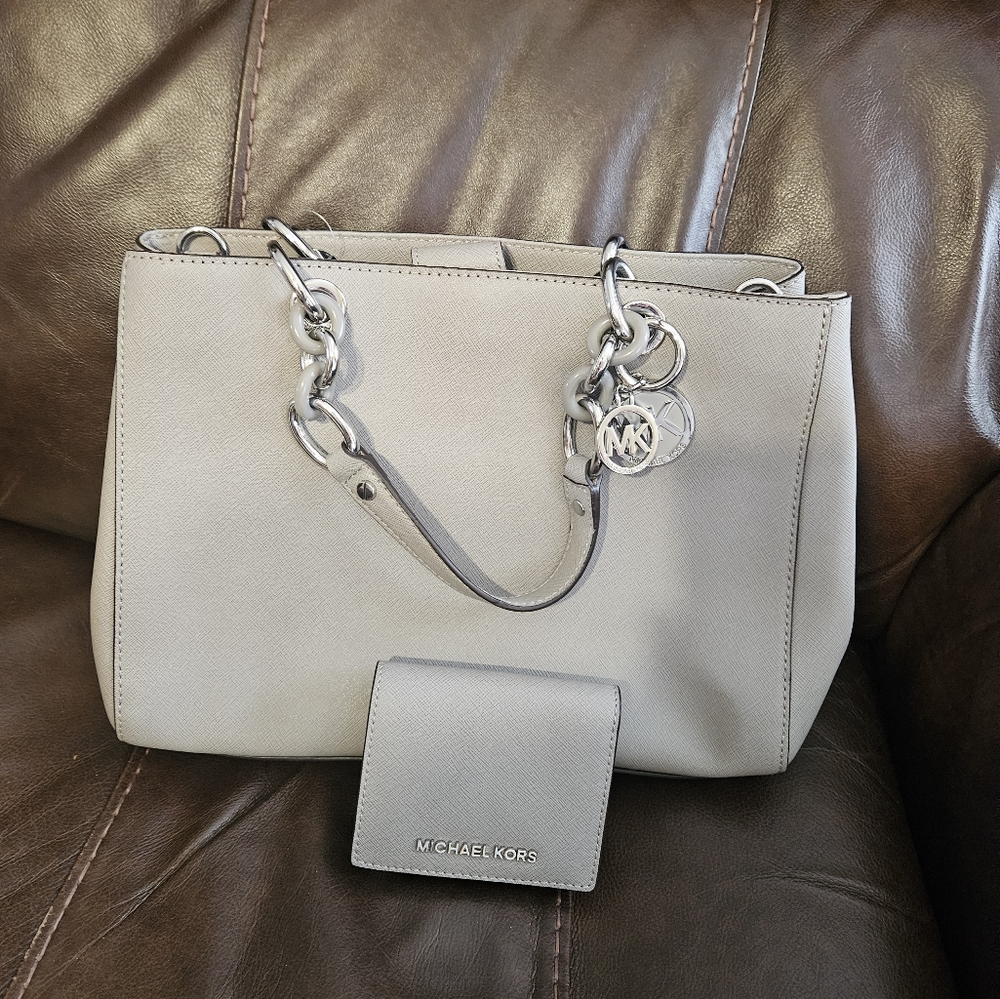 Michael Michael Kors, Cynthia, gray